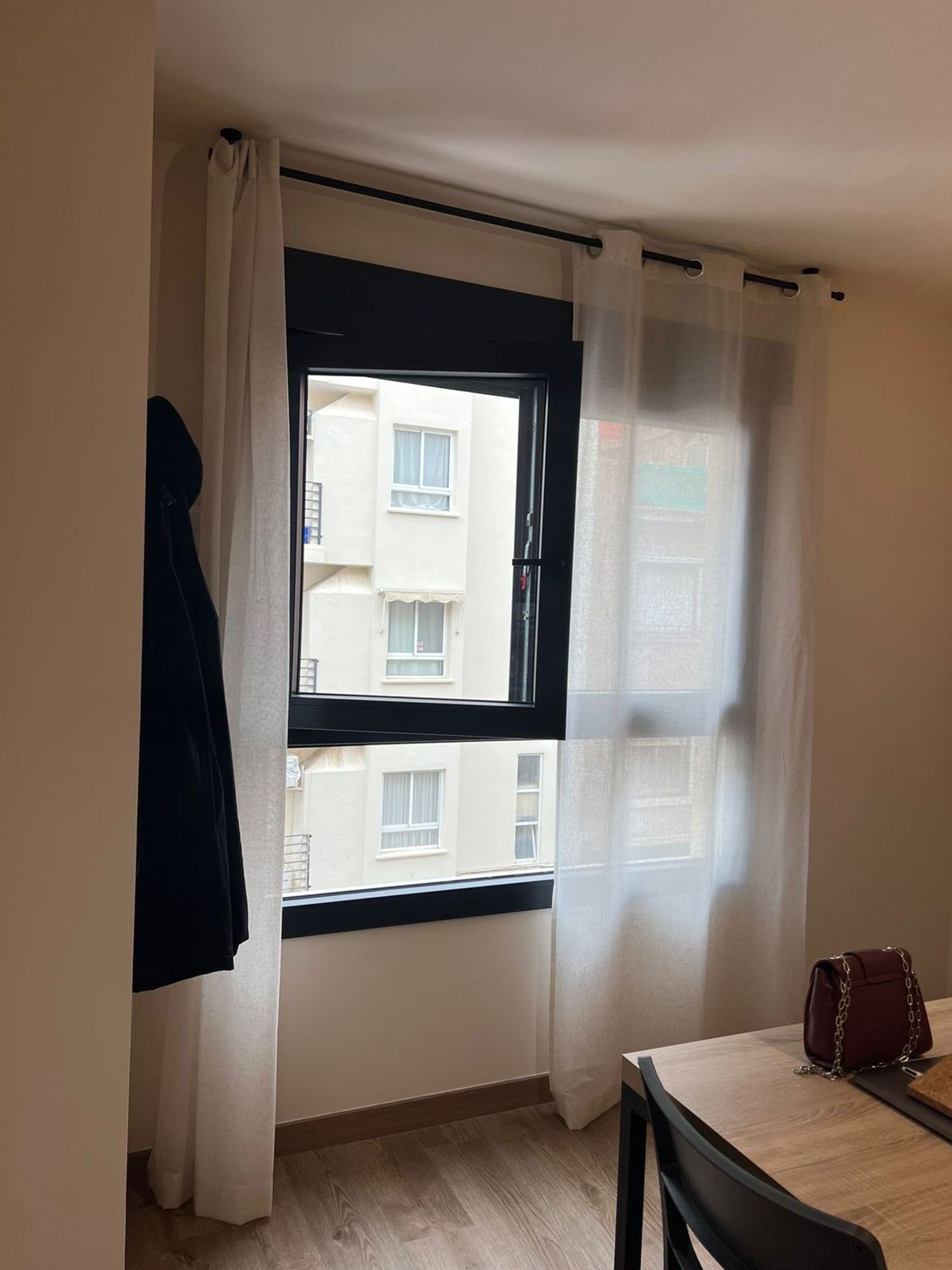 Estudio en calle de l'Arquitecte Alfaro, 16 - Foto 9