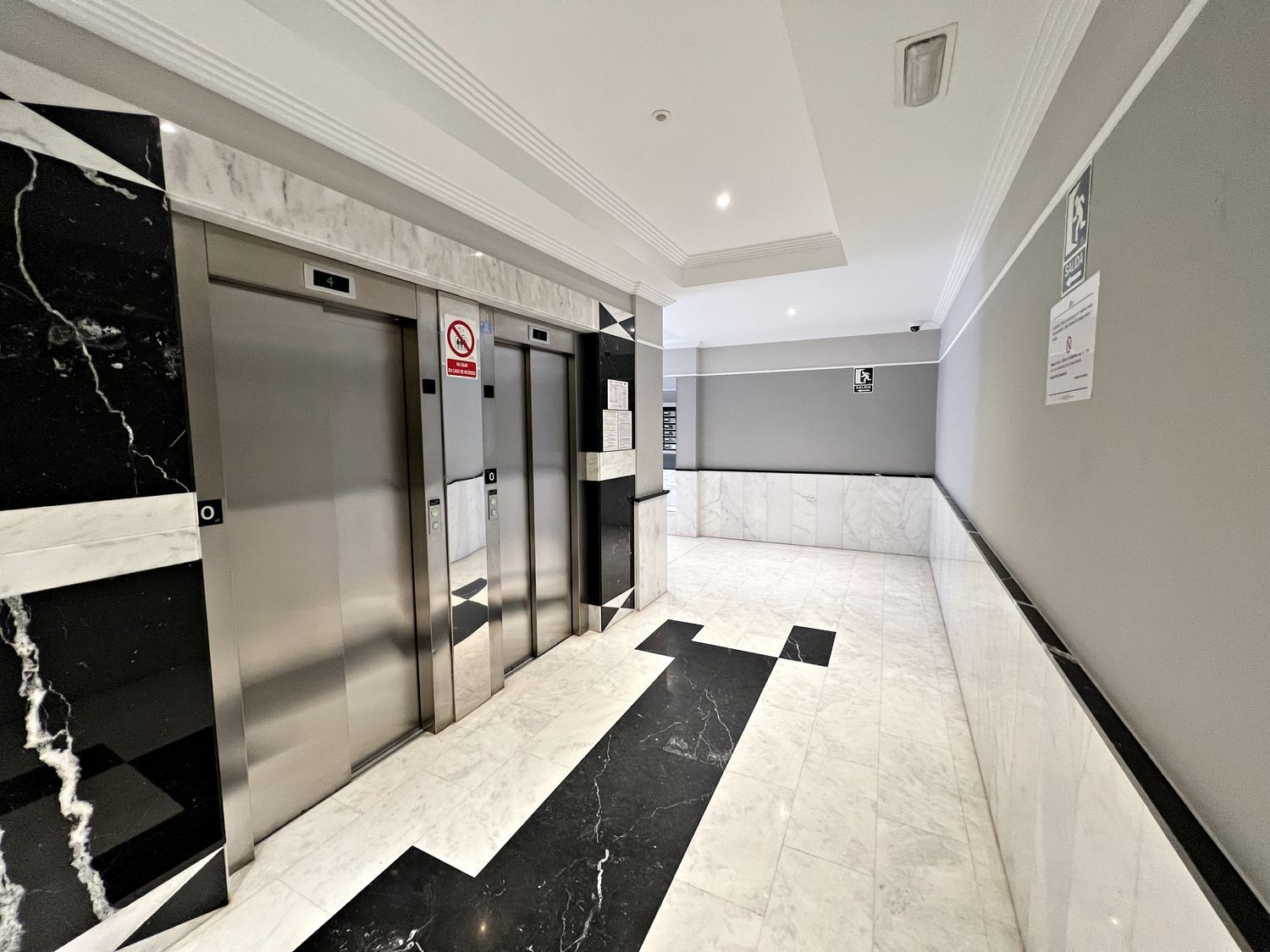 Piso en calle Rabanal del Camino, 13 - Foto 15