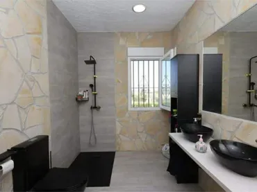 Chalet en Urbanización los Tablazos - Foto 9