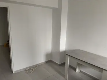 Apartamento en  Calle Cristo del Desamparo y Abandono 1 - Foto 4