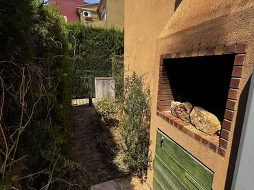 Casa adosada en  Carrer de Mont-Roig de Sió 9 - Foto 7