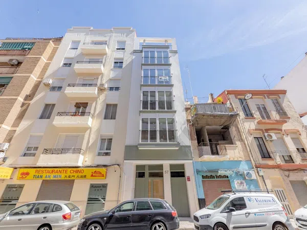 Piso en Calle de les Illes Canàries, 60 - Foto 4