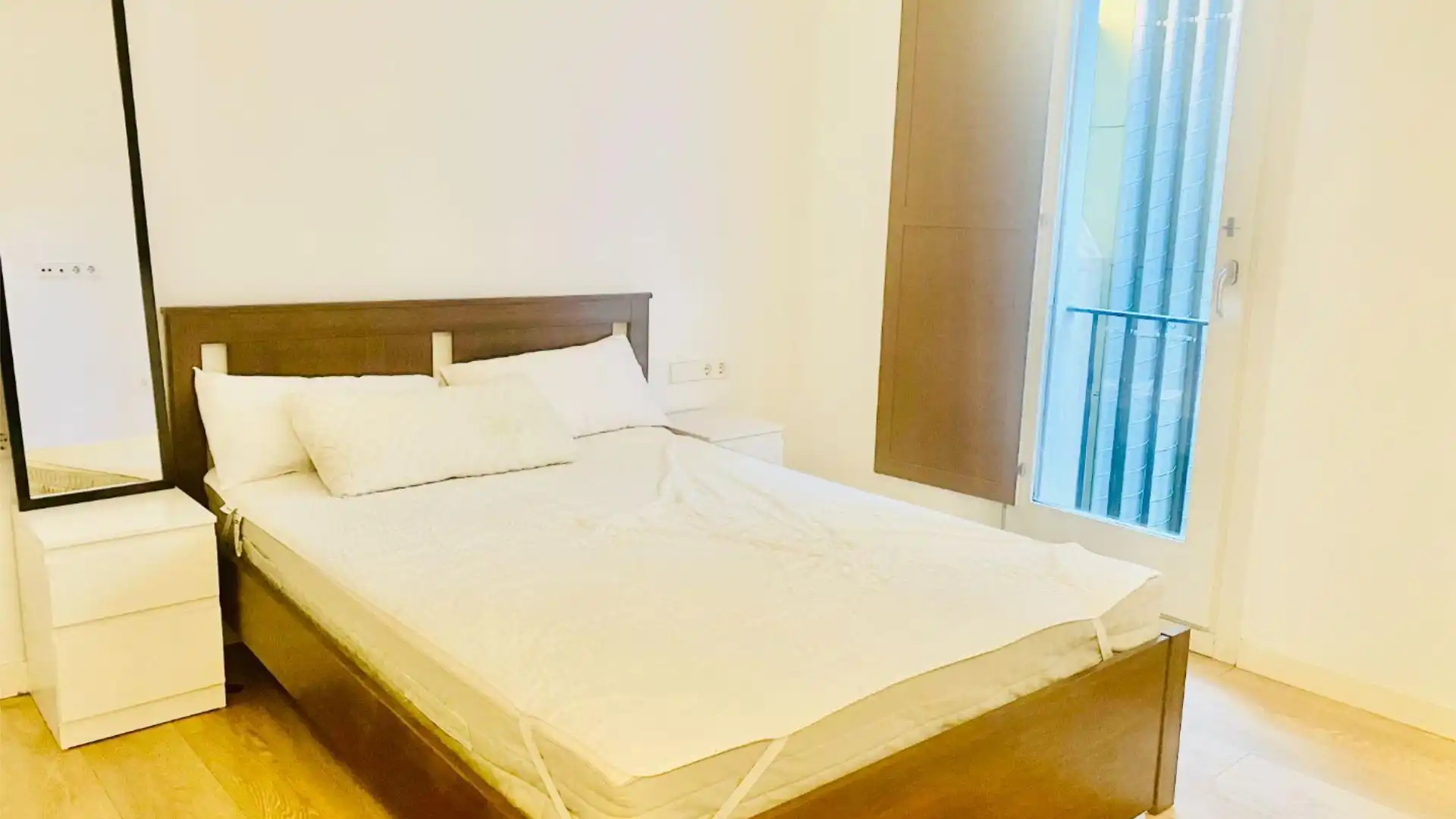 Piso en  Carrer dels Escudellers 16 - Foto 4