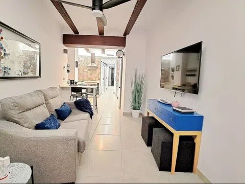 Piso en calle Estret de l'Almodí, 3