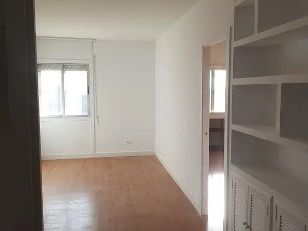 Piso en avenida de Pío XII, 92