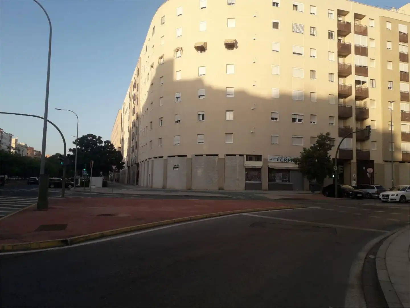 Local comercial en  Avenida de Emilio Lemos 30 - Foto 12