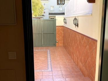 Casa adosada en  Calle José Luis López-Aranguren 477 - Foto 6