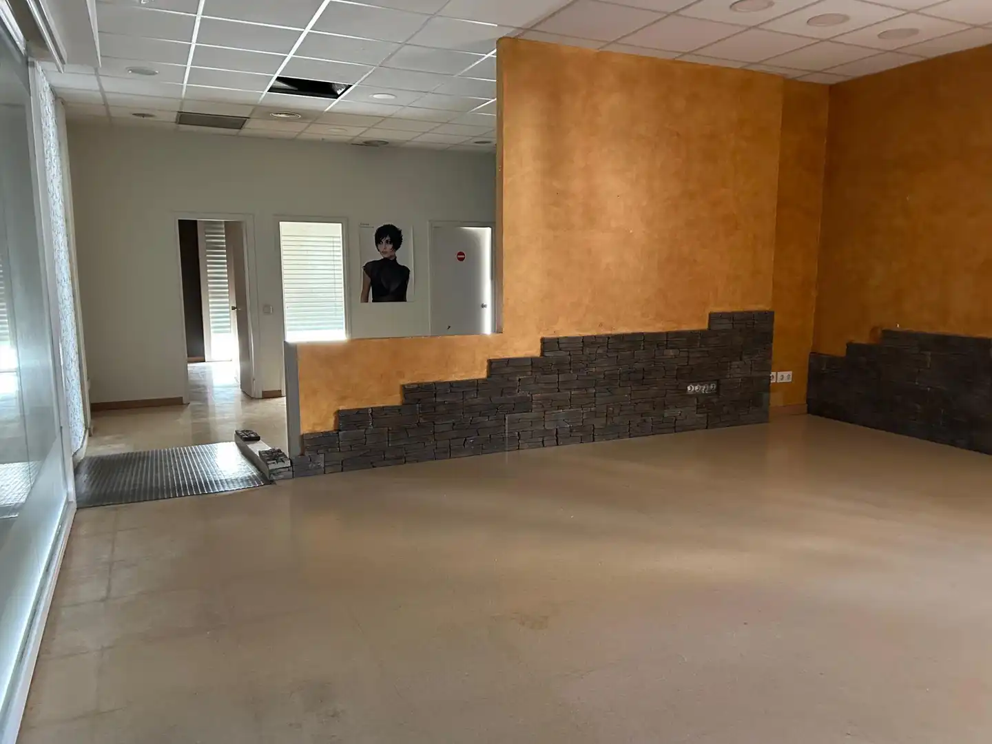 Local comercial en  Carrer DR. CALSINA,DEL - Foto 9