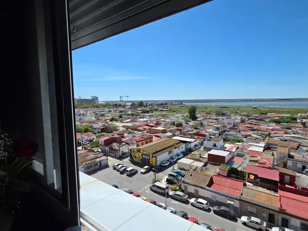 Piso en Avenida de Cristóbal Colón, 109 - Foto 13