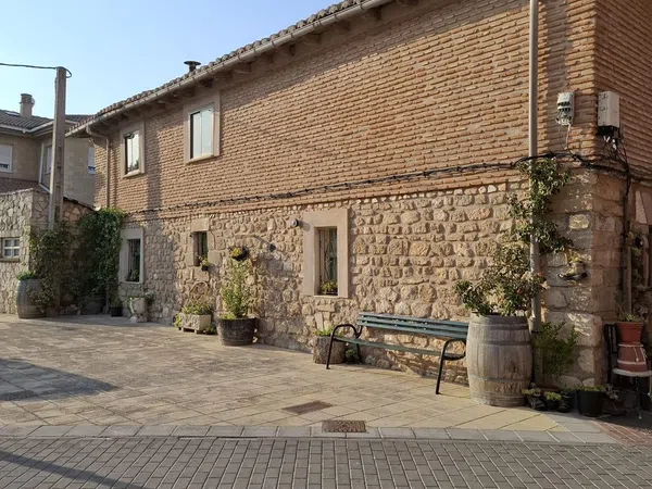 Casa de pueblo en Calle Quintanillas, 24, Yagüe-Villalonquejar, Yagüe-Villalonquejar - Foto 2