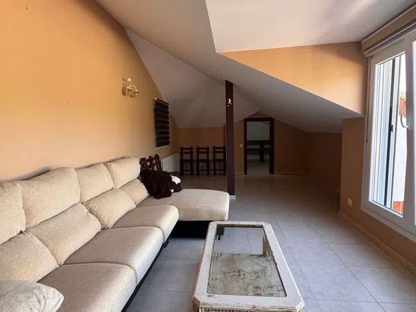 Ático en Barrio la Llana, 1035 a - Foto 3