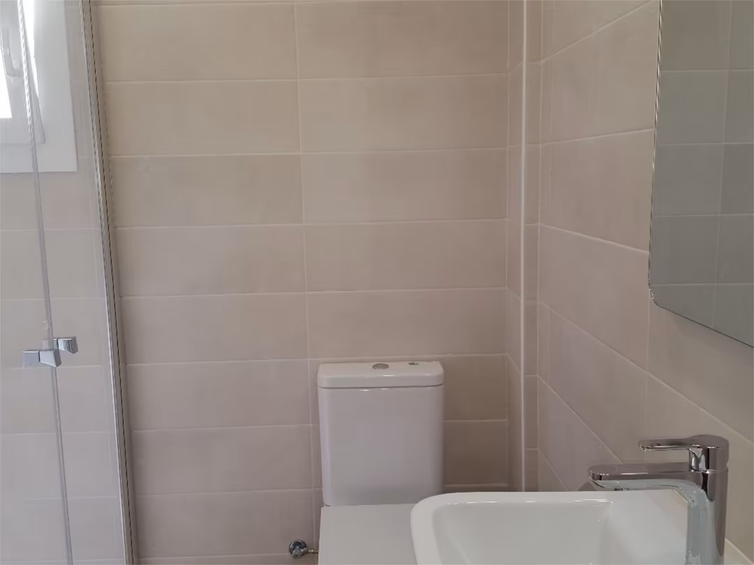 Piso en  Carrer del Serpis 86 - Foto 2