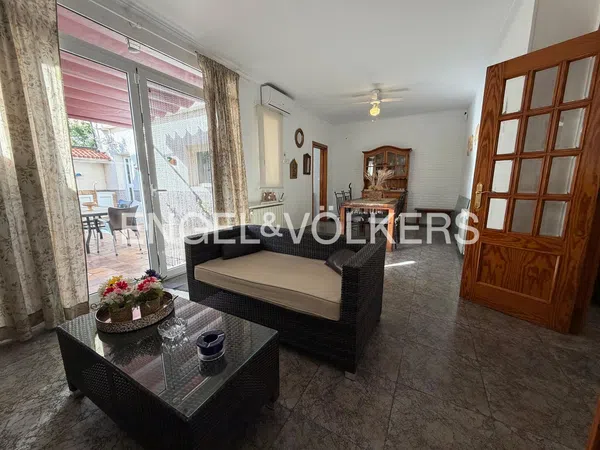 Chalet adosado en Calle de Ramón Perellós - Foto 5