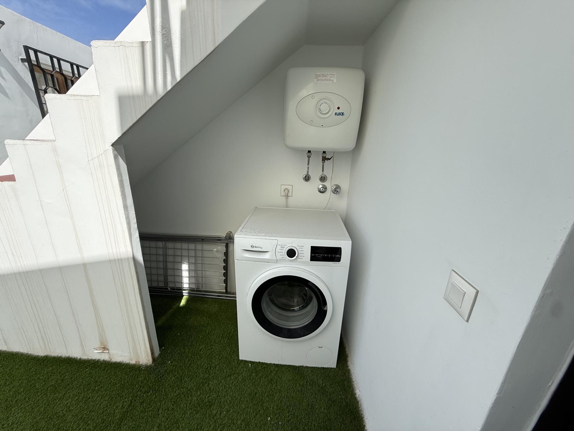 Piso en  Calle Salvador Calderón 10 - Foto 17