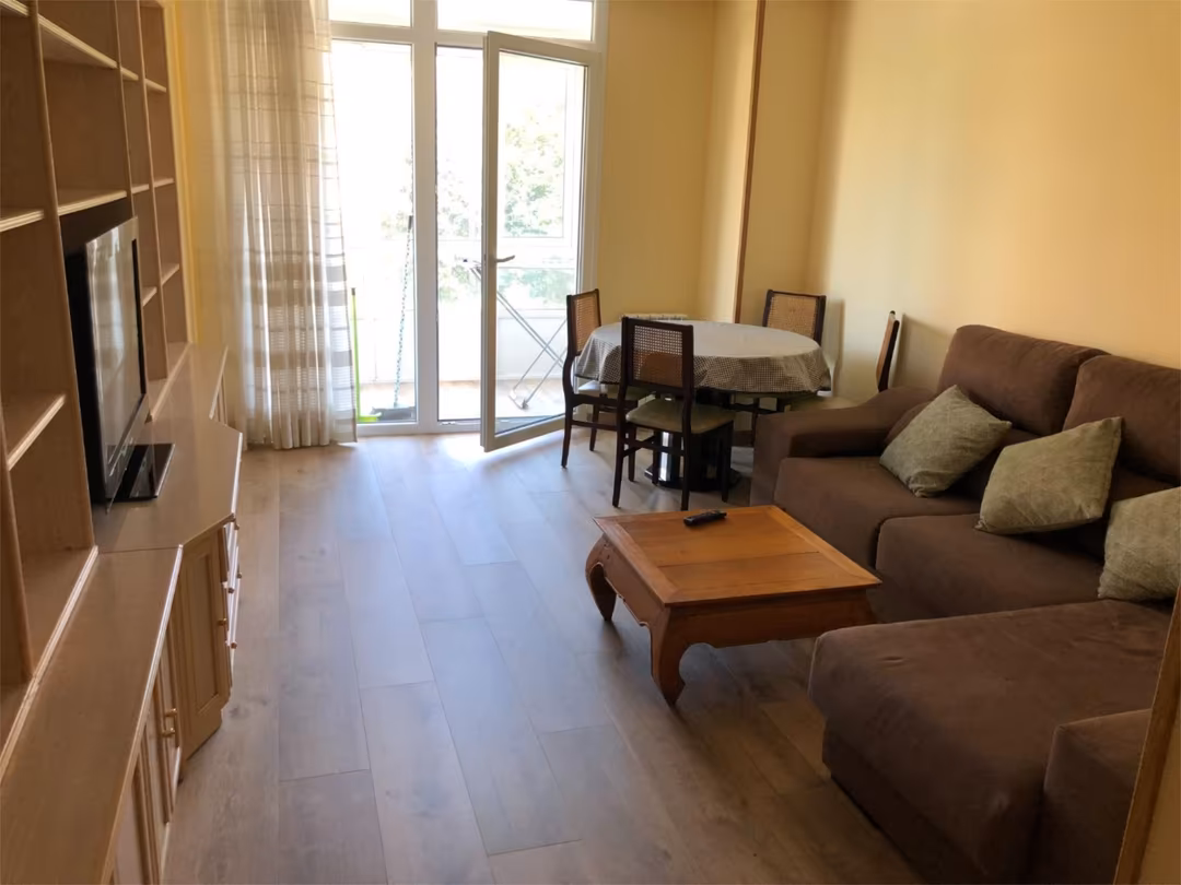 Piso en  Calle Trasmiera 8 - Foto 2