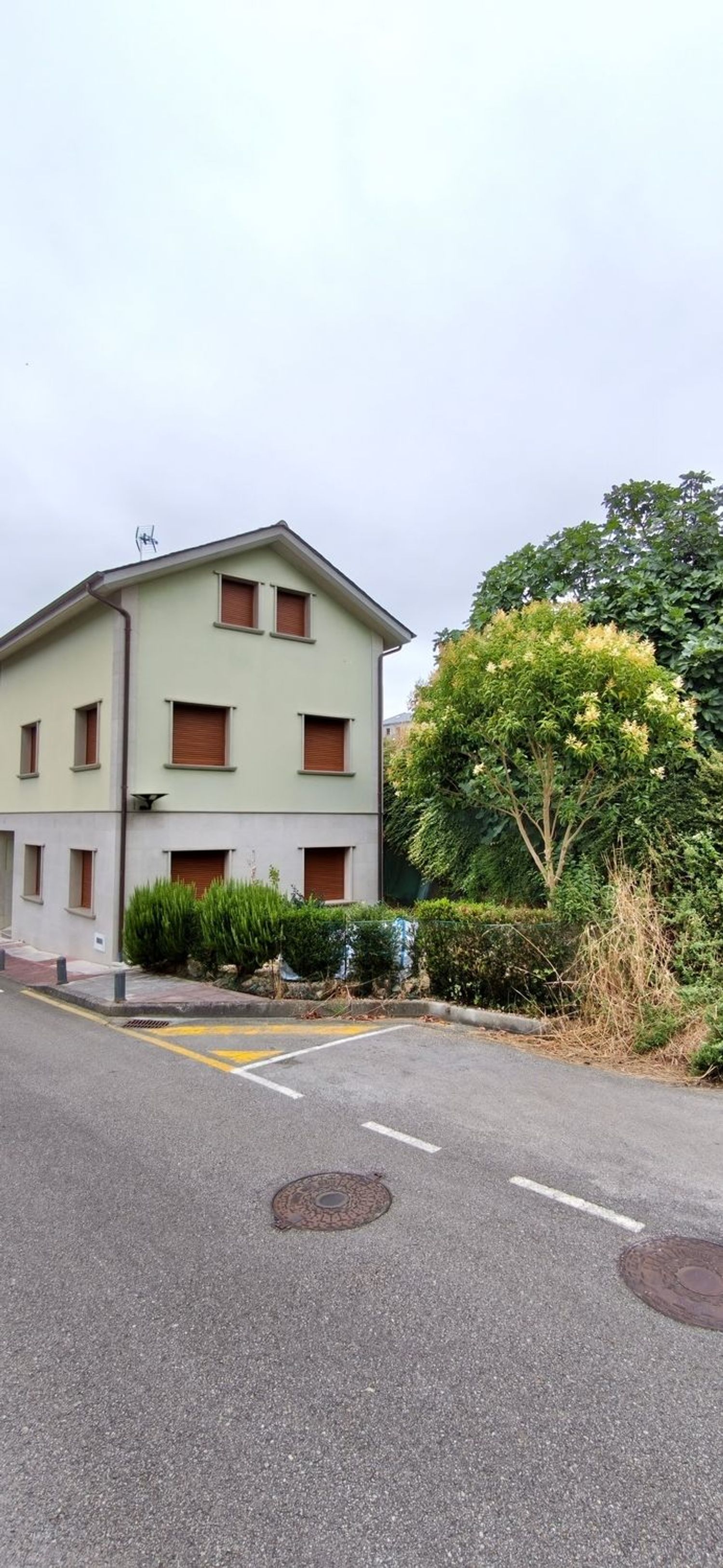 Chalet adosado en Calle la Abraira, 21 a - Foto 3