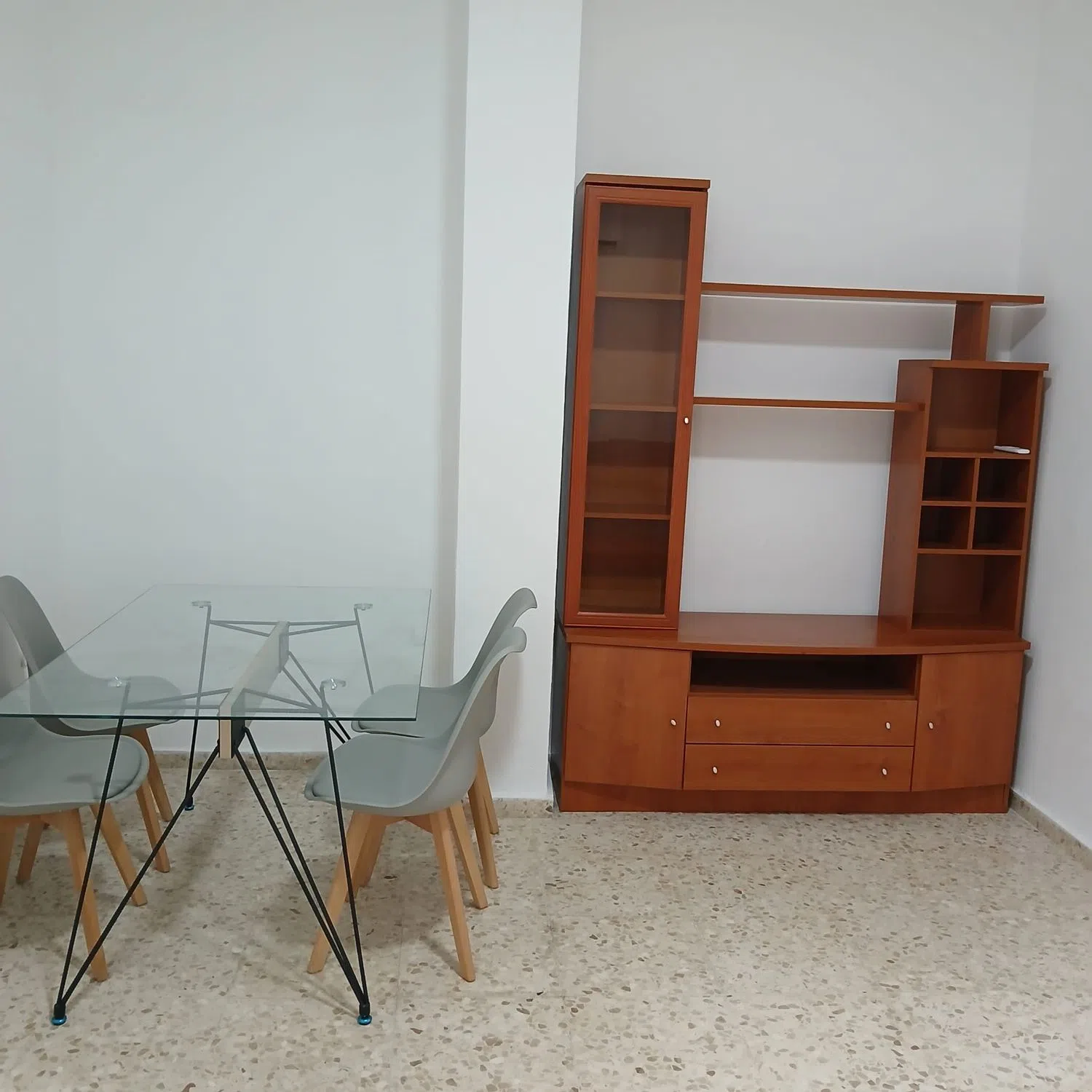 Piso en calle San Vicente, 48 - Foto 2