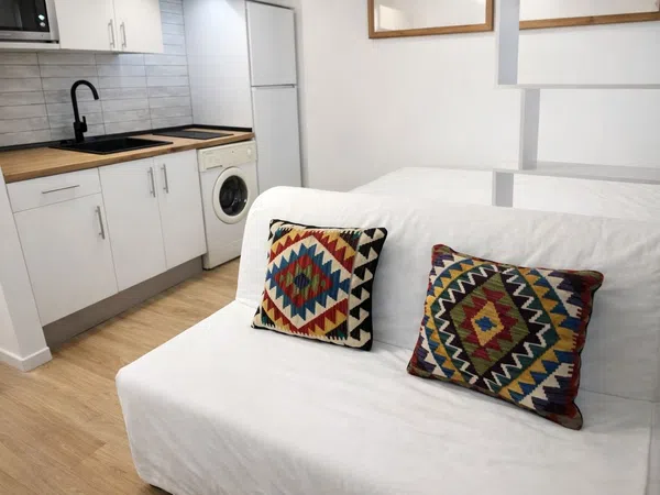 Estudio en avenida de la República Argentina, 8 - Foto 6