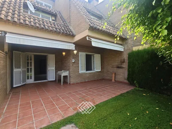 Chalet pareado en Avenida Buganvillas, Campolivar, Campolivar - Foto 3