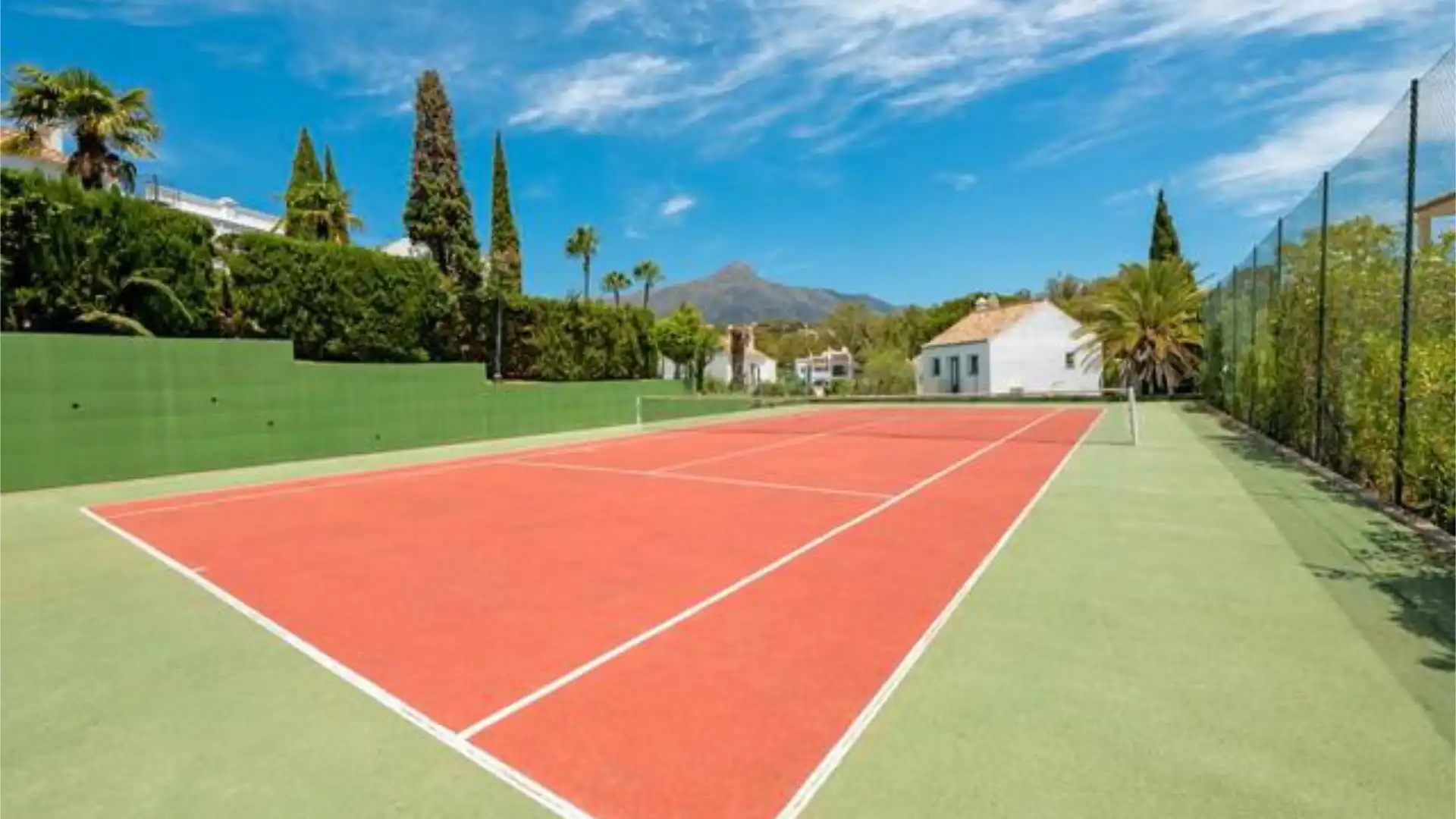 Casa adosada en Aloha - Foto 9