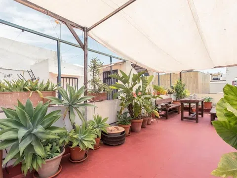 Chalet adosado en calle Alfarería, 32 - Foto 1