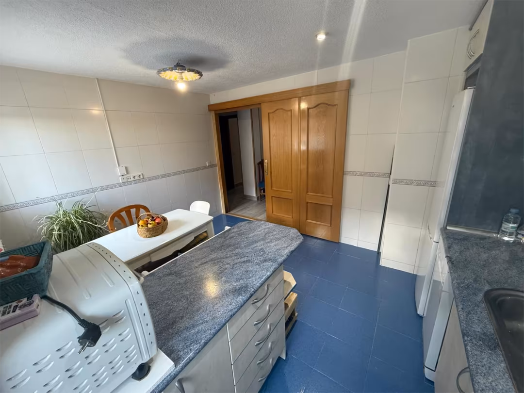 Piso en  Calle de Amadeo Gómez 45 - Foto 13