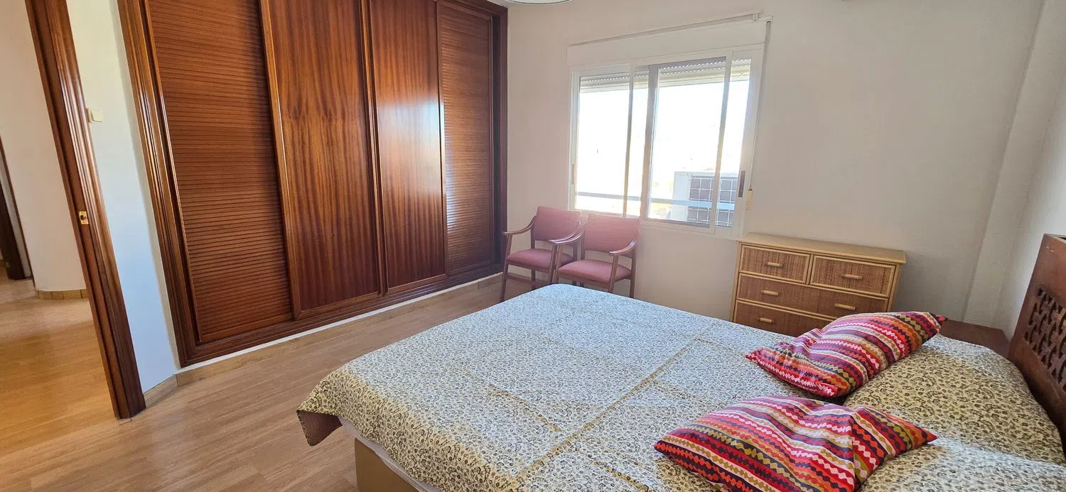 Piso en avenida de Pérez Galdós, 48 - Foto 9