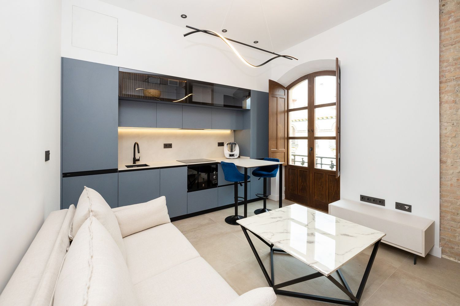 Estudio en calle Gran Vía de Colón, 39 - Foto 2