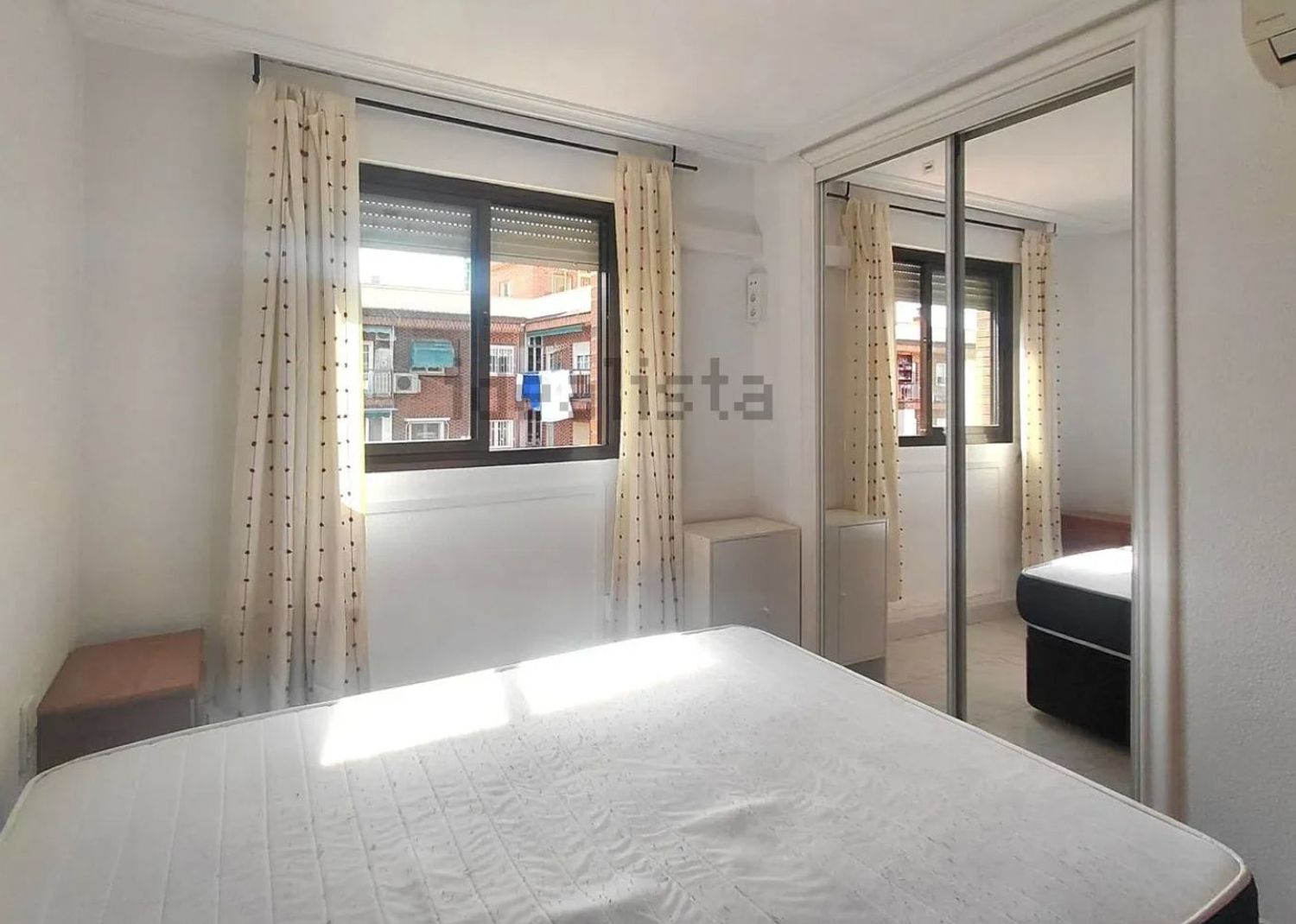 Piso en calle Jerez de los Caballeros, 2 - Foto 3