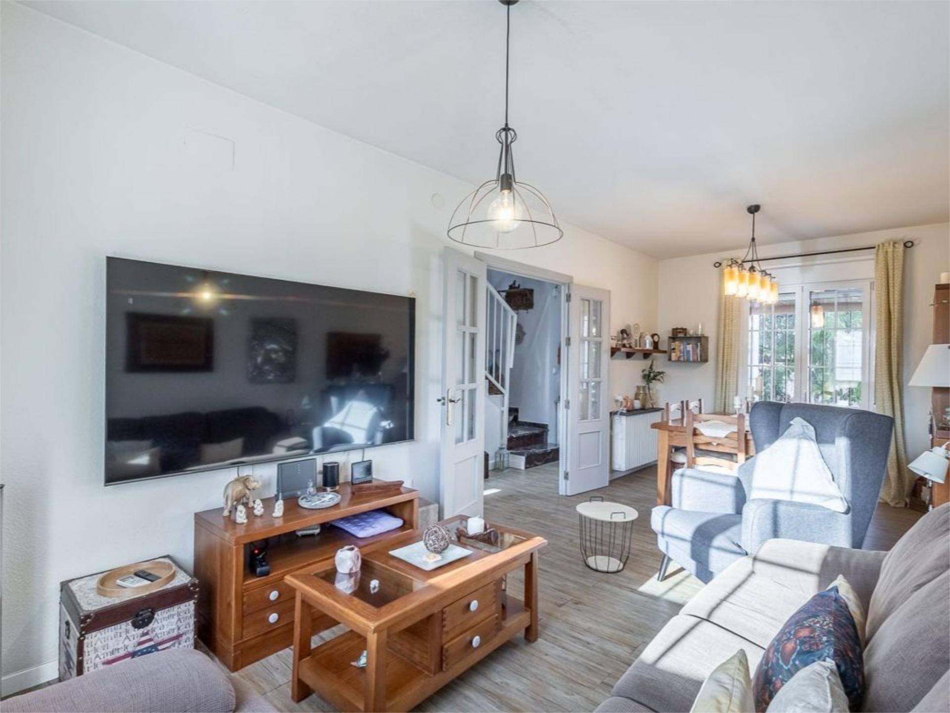 Piso en  Calle Iznájar 68