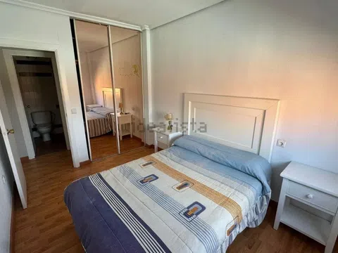 Piso en avenida Río Tíber, 8