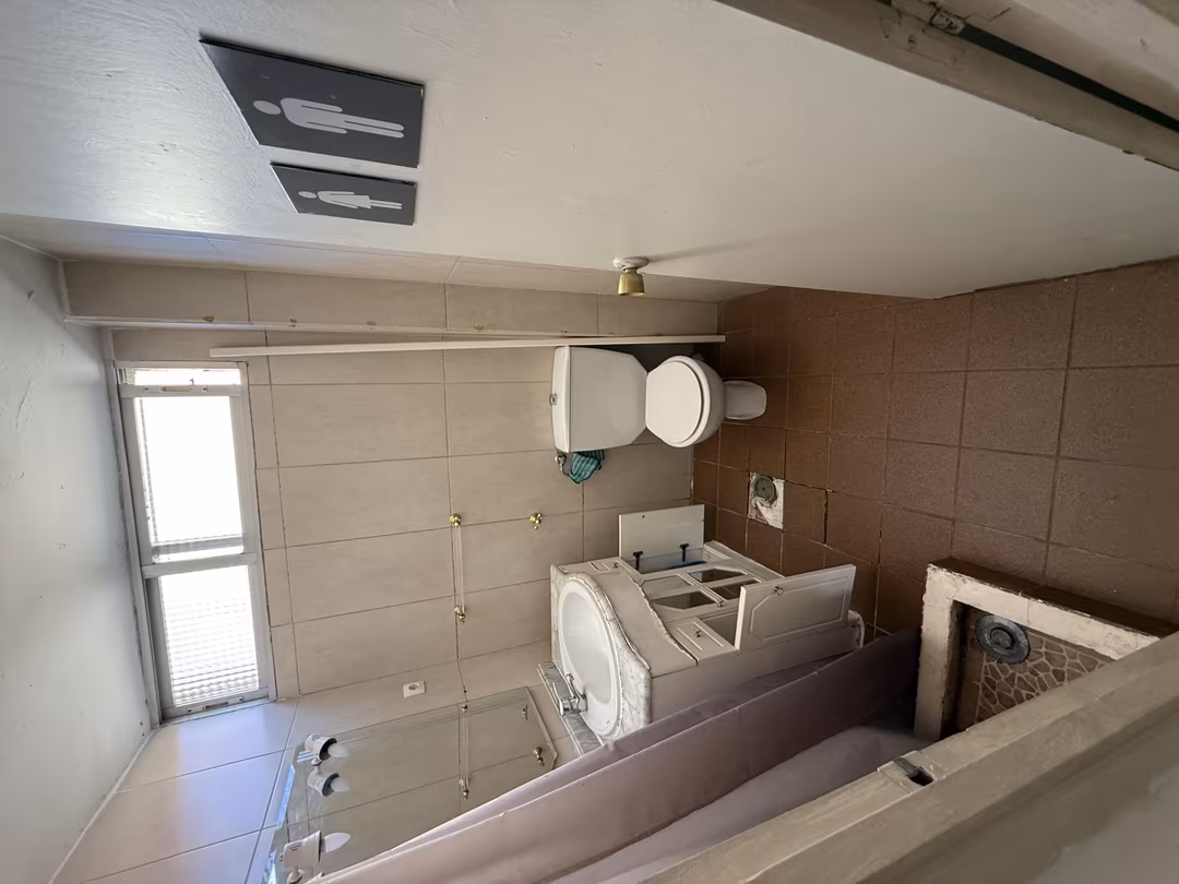 Piso en  Calle de Gregorio López Madera 29 - Foto 9