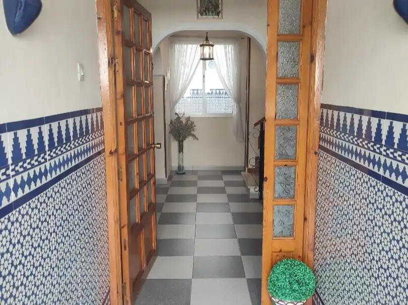 Casa adosada en  Calle del Afarolado 25 - Foto 2