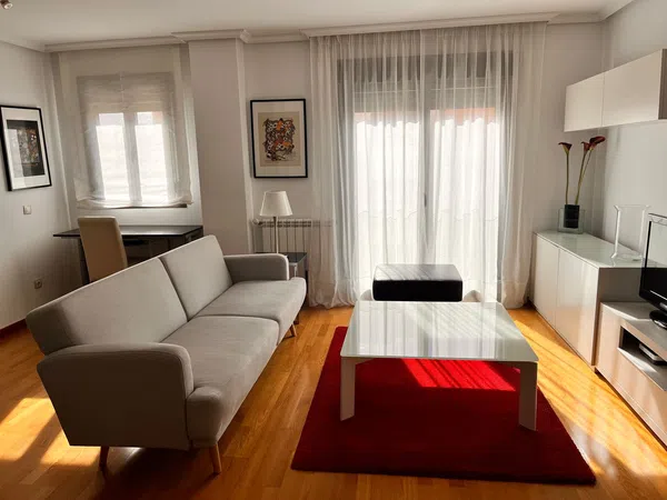 Piso en avenida Isabel de Valois, 80