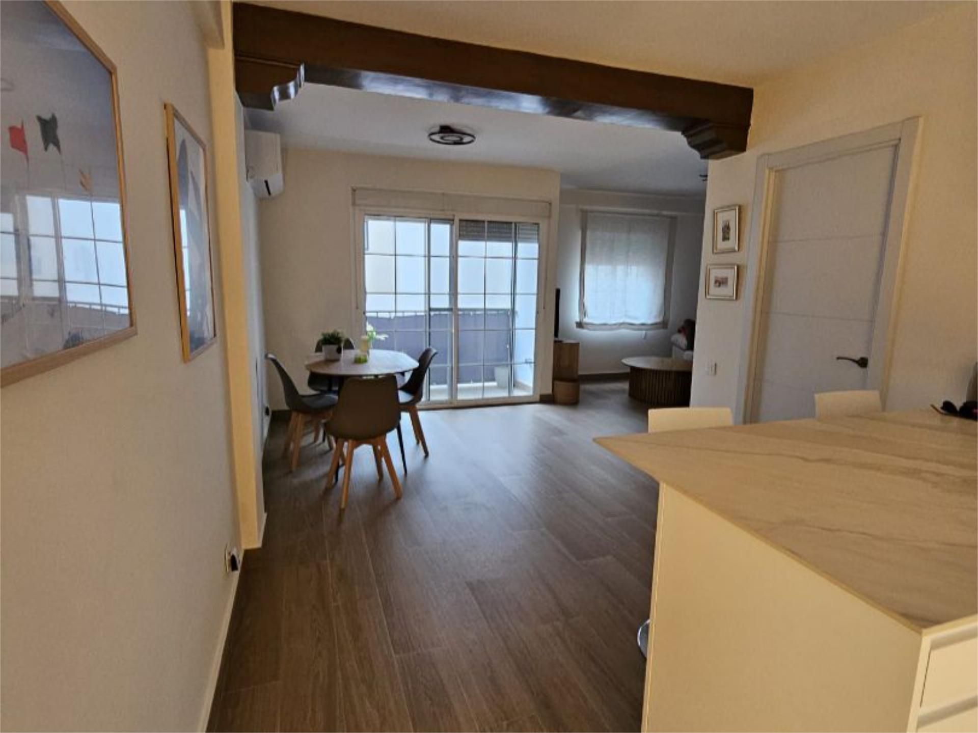 Piso en  Calle Almadén de la Plata 27 - Foto 3