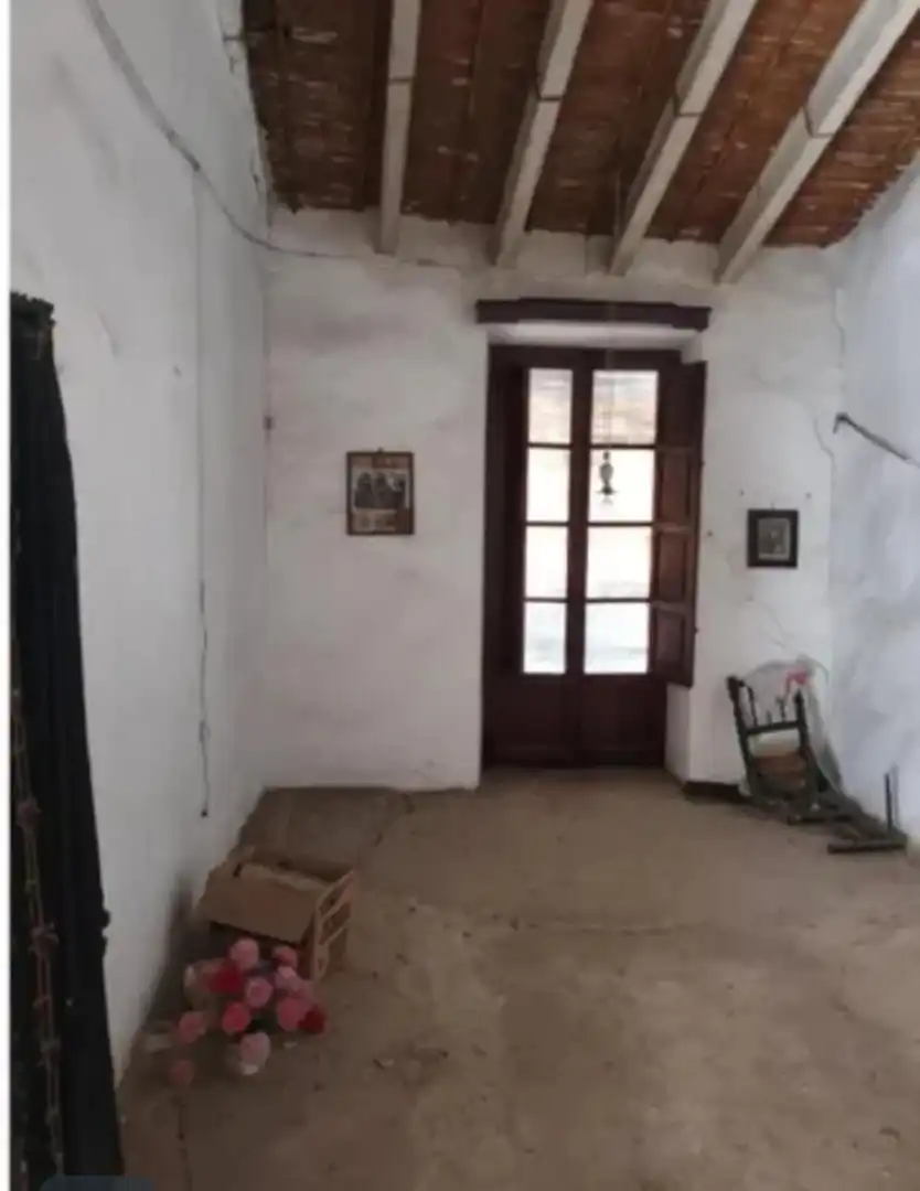 Casa adosada en  Calle Chiva 75 - Foto 7