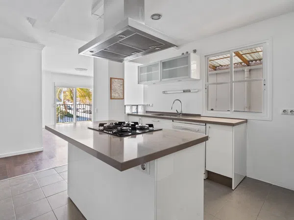 Piso en avenida Pablo Ruiz Picasso, 64 - Foto 2