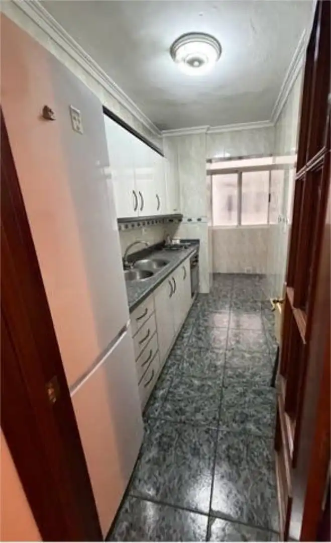 Piso en Hipercor - Foto 2