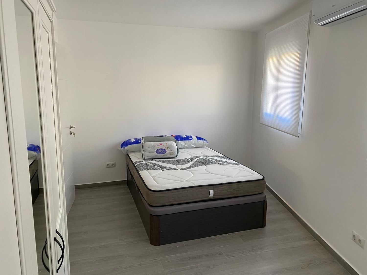 Chalet adosado en Calle Martínez Falero s/n - Foto 23