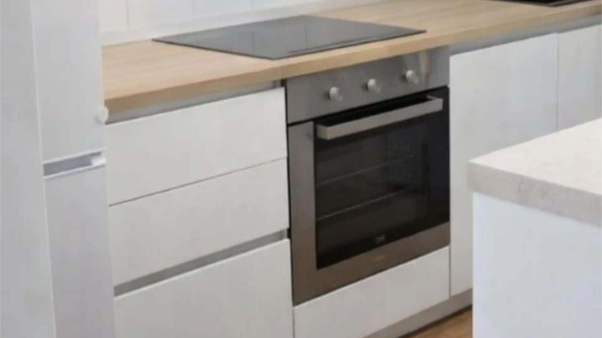 Piso en  Carrer de Guillem Massot 38 - Foto 3