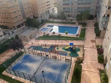 Piso en  Plaza Catedrática Asunción Linares 1 - Foto 2