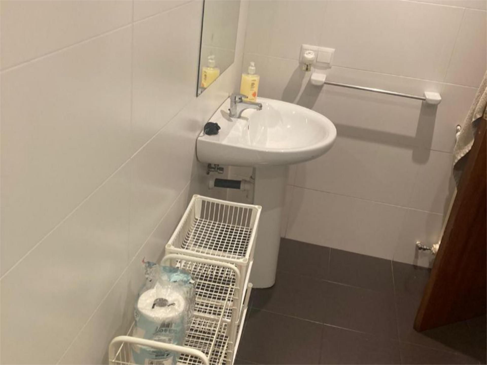 Piso en  Calle Muñoz Torrero 7 - Foto 3