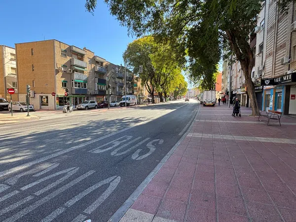 Piso en plaza Profesor Tierno Galván, 11 - Foto 1