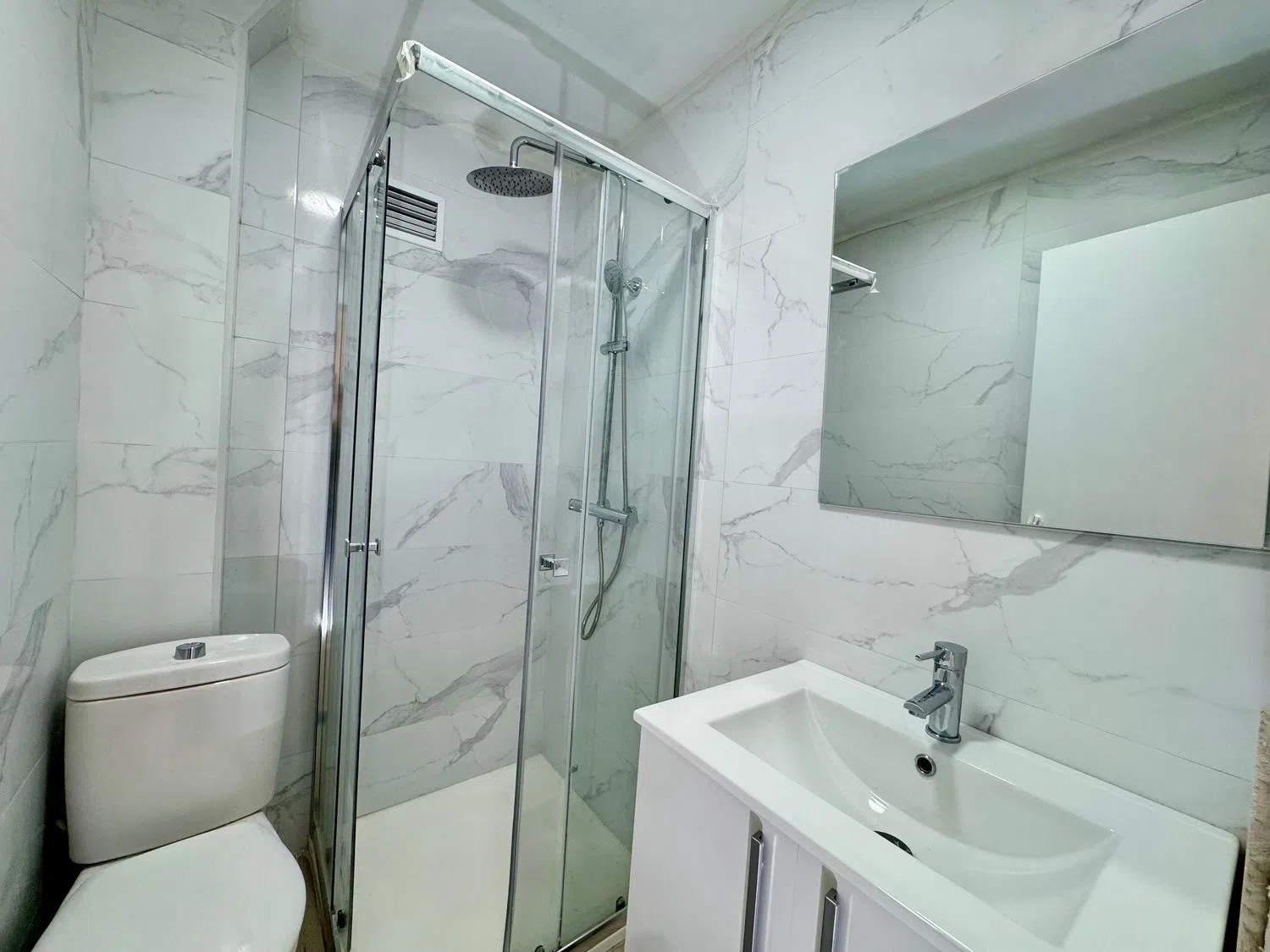 Piso en calle d'Algol, 21 - Foto 7