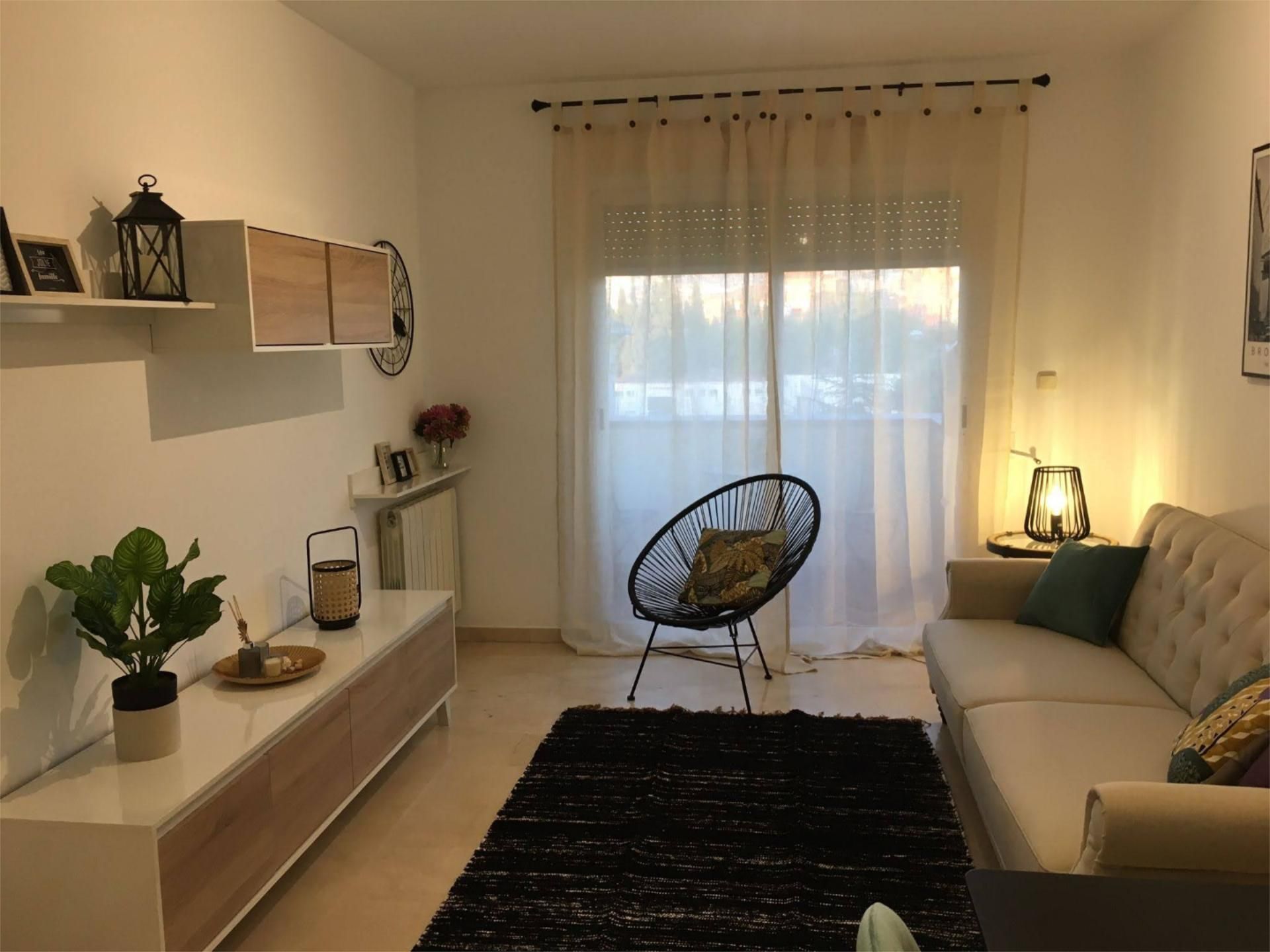 Piso en  Calle Periodista Luis Seco de Lucena 9 - Foto 2