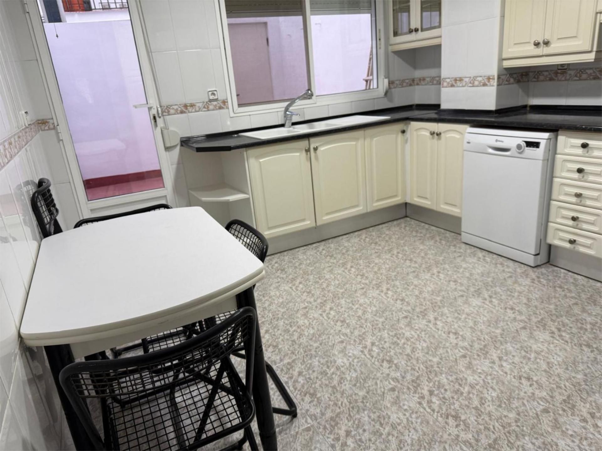 Piso en  Carrer de la Reina 40 - Foto 15