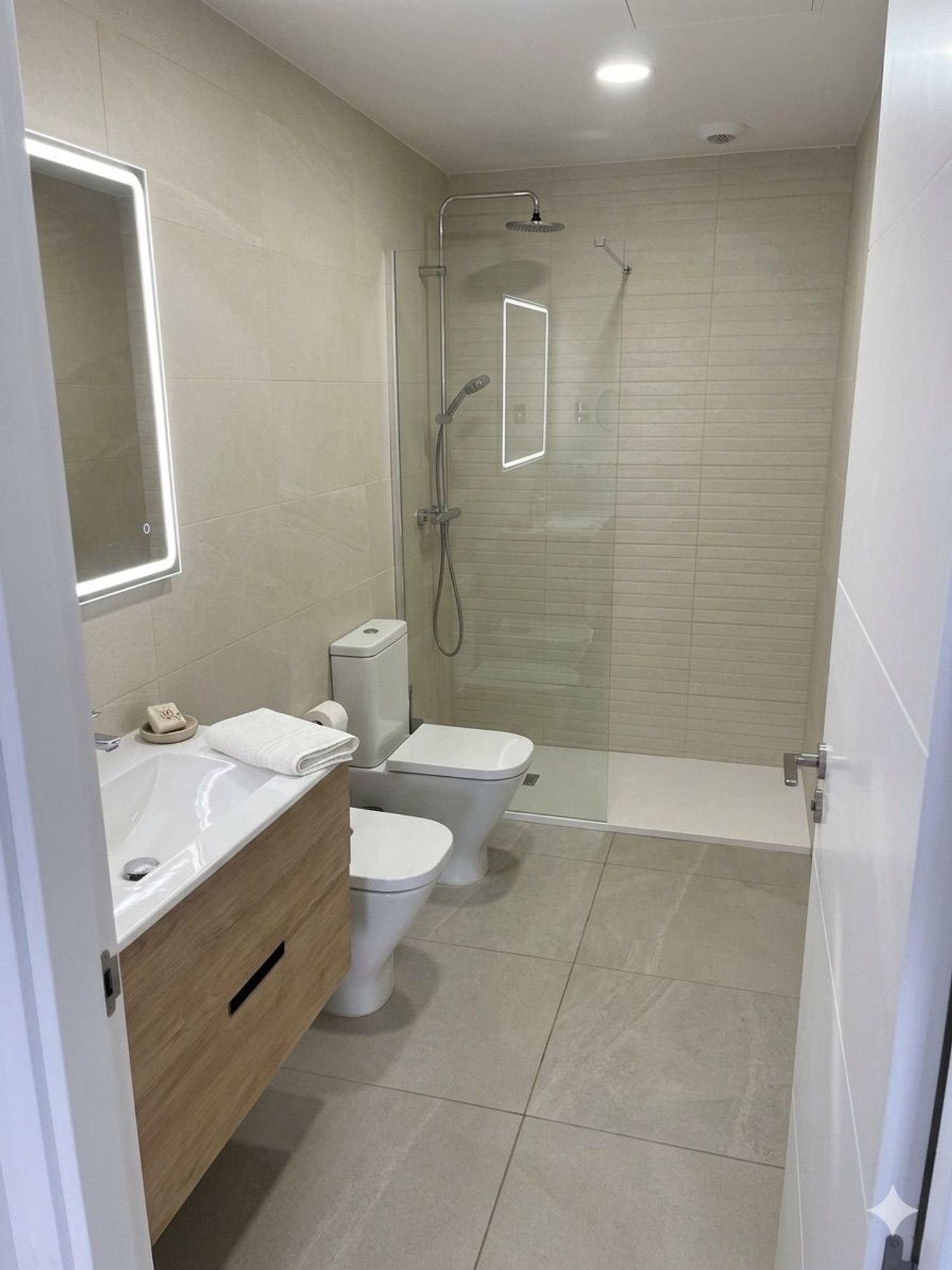 Piso en calle Sofía Navarro Bello, 1 - Foto 7