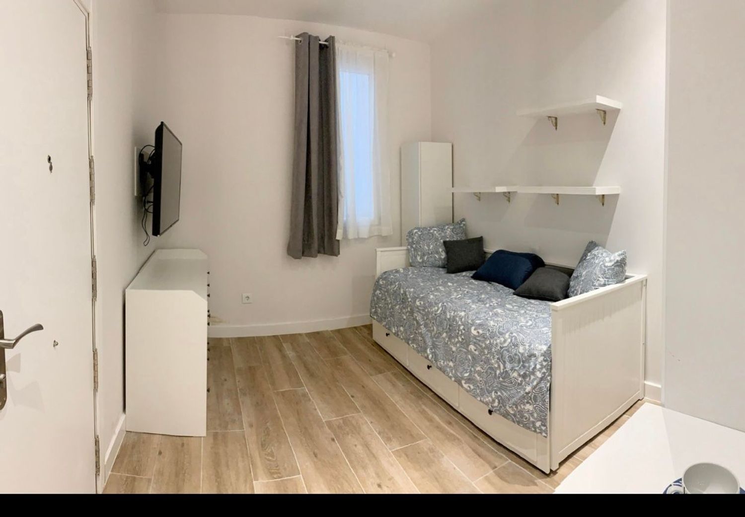 Estudio en calle del Mesón de Paredes, 43 - Foto 2