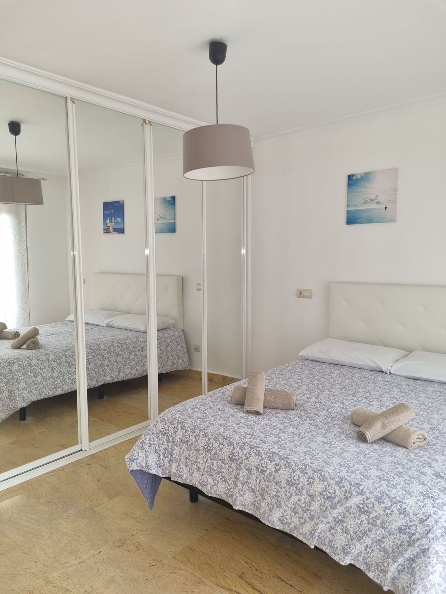 Chalet adosado en calle Avilés, 48 - Foto 2