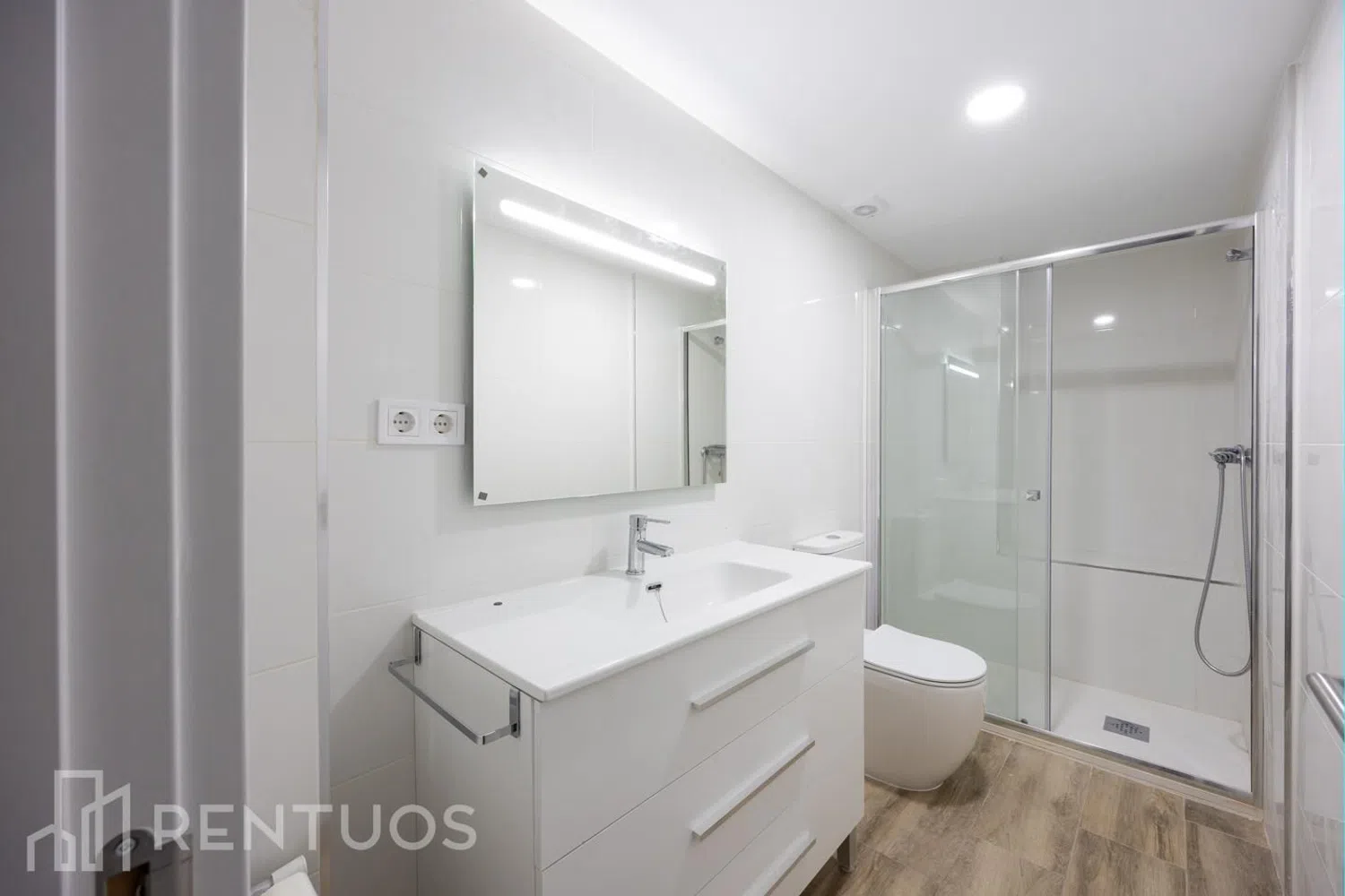 Piso en calle Cabo de San Vicente - Foto 16